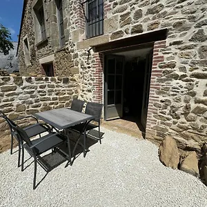 impasse-des-mystres-la-maison-des-sorciers-lhon-dinan.inbrittany.com/